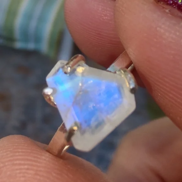 Genuine Moonstone adjustable ring - Picture 4 of 8